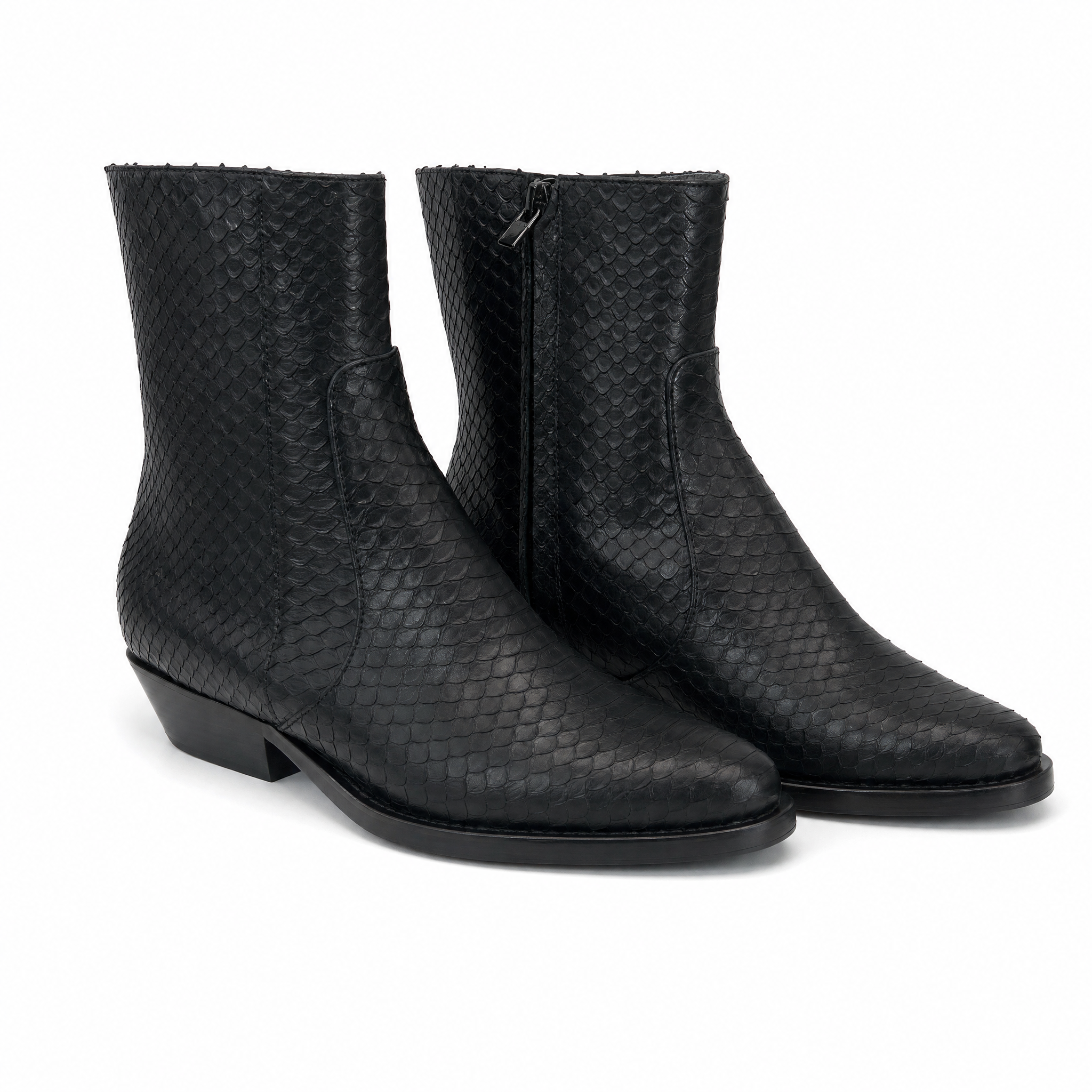 Texani FW 2026/27 | 9677 - Nero - front view