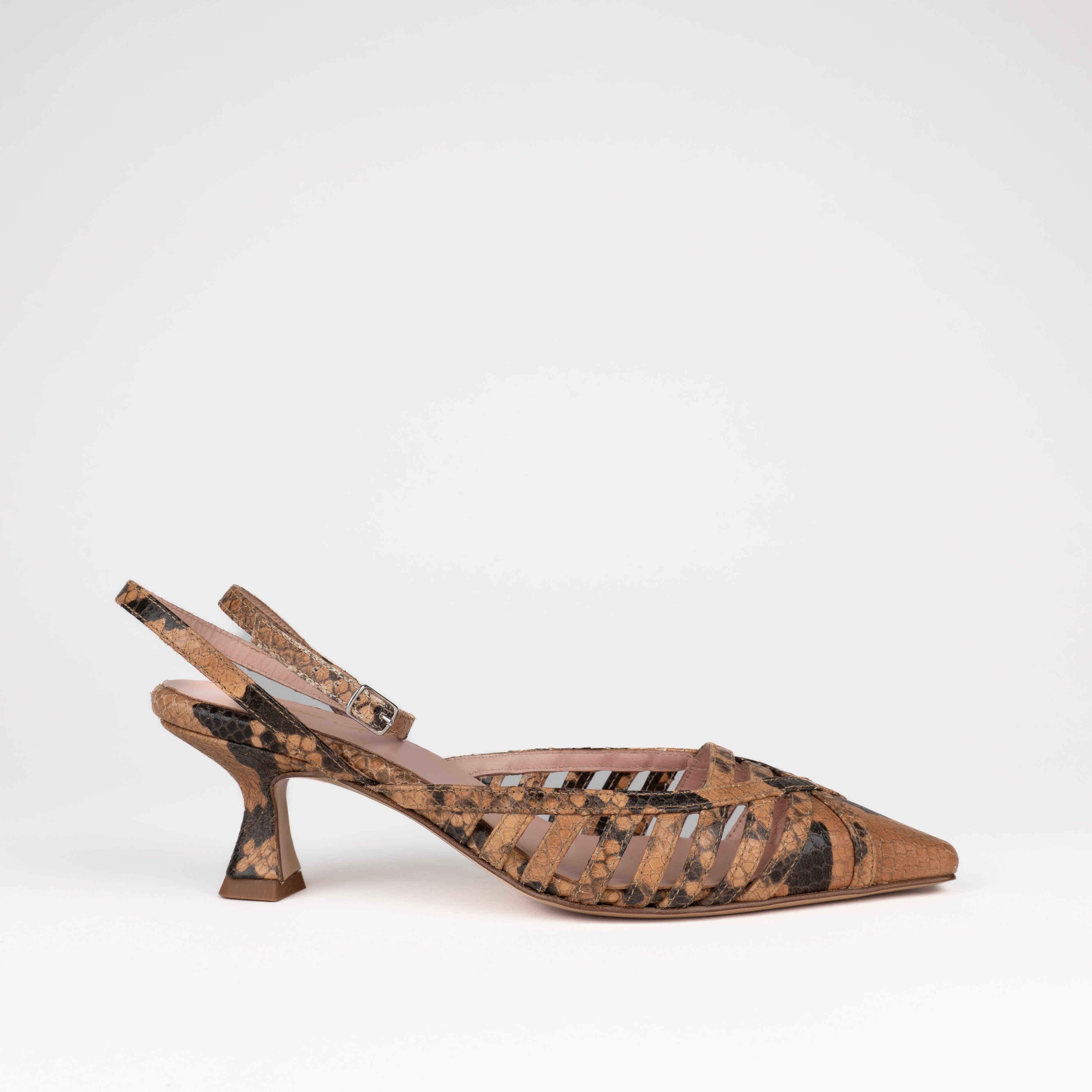 Slingback | 1741