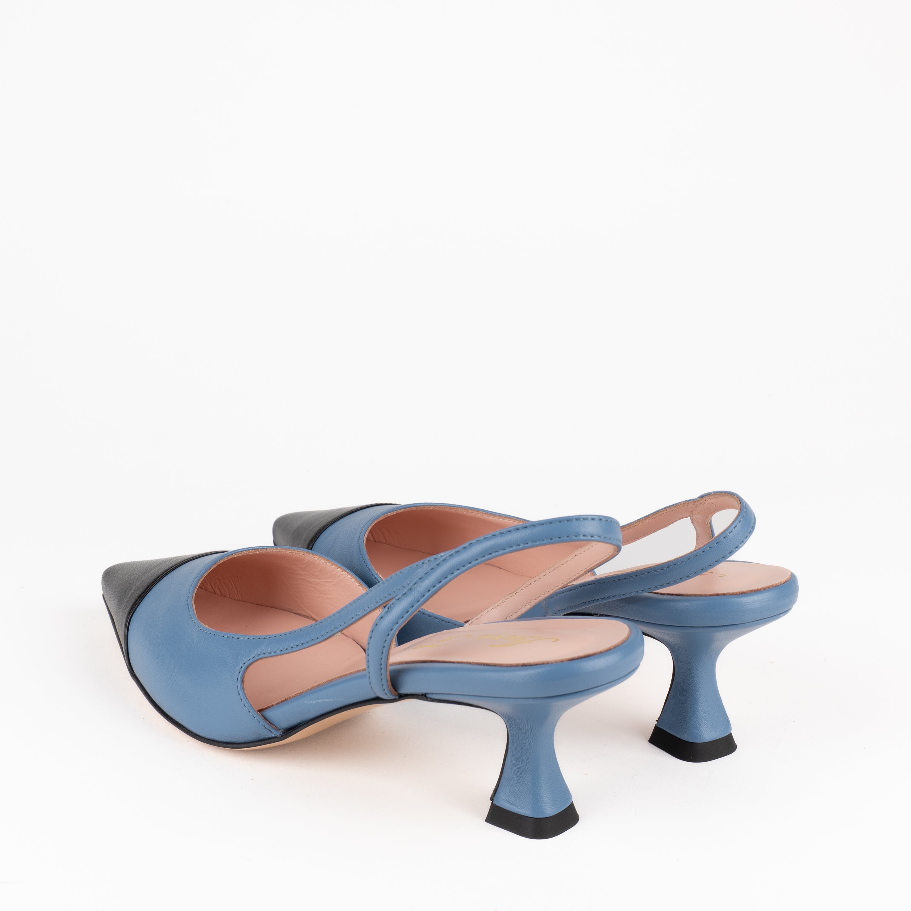 Slingback | 1743