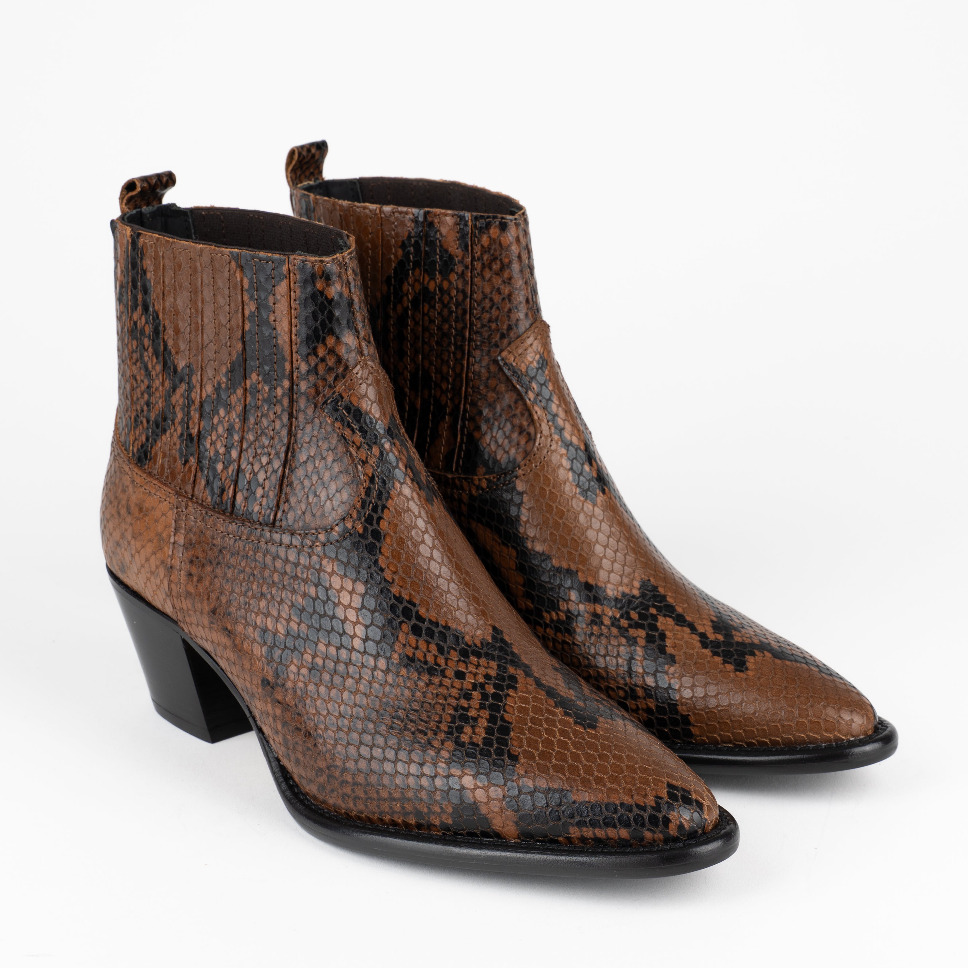 Stivale | 9933