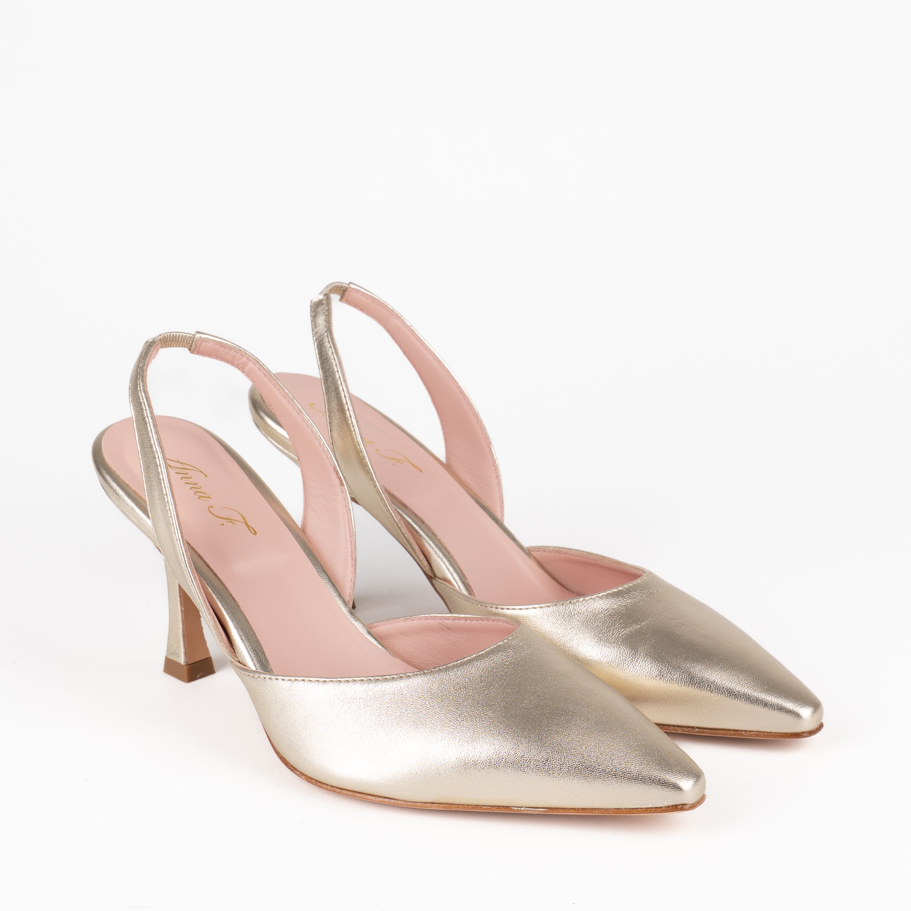 Slingback  | 1708