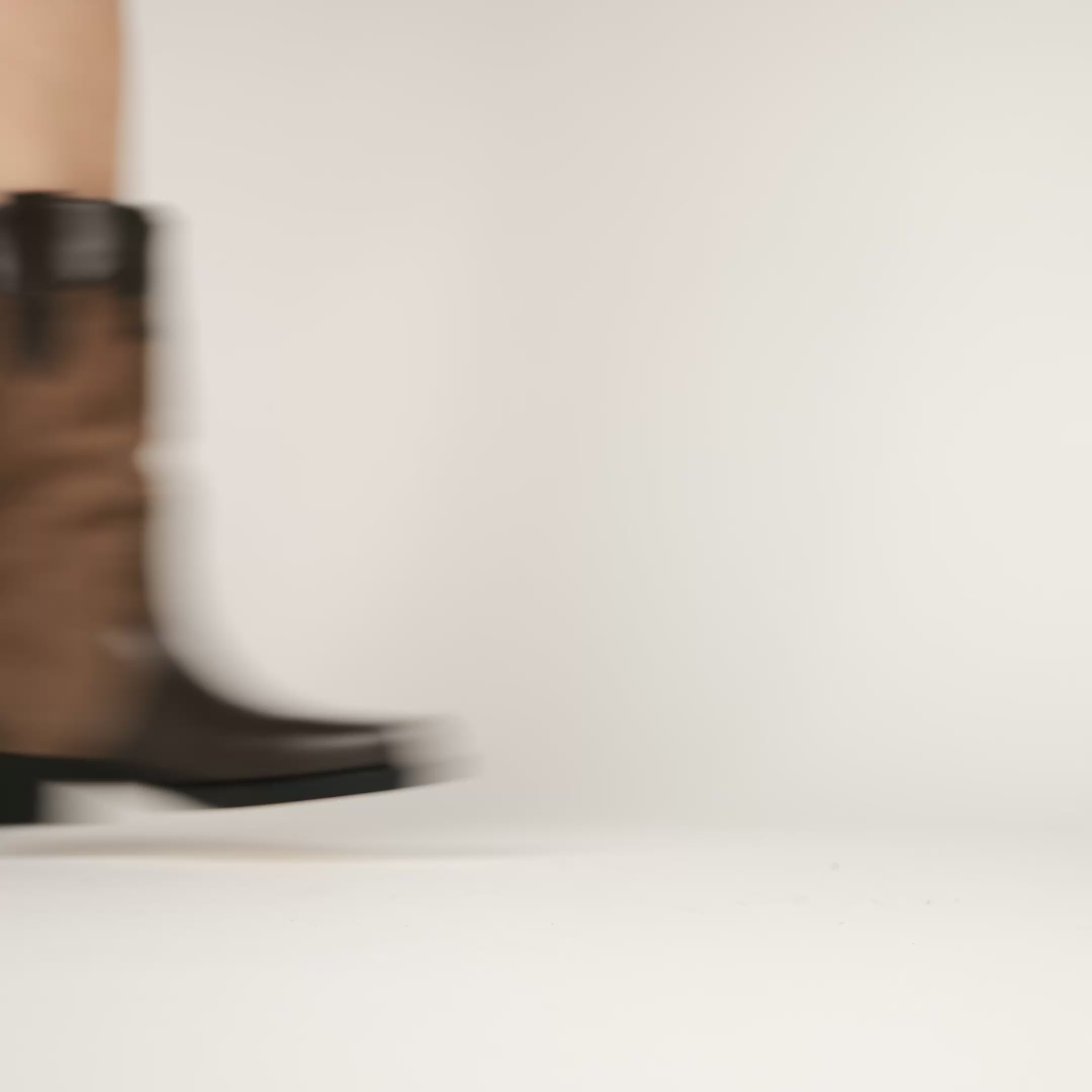 Stivale | 9942