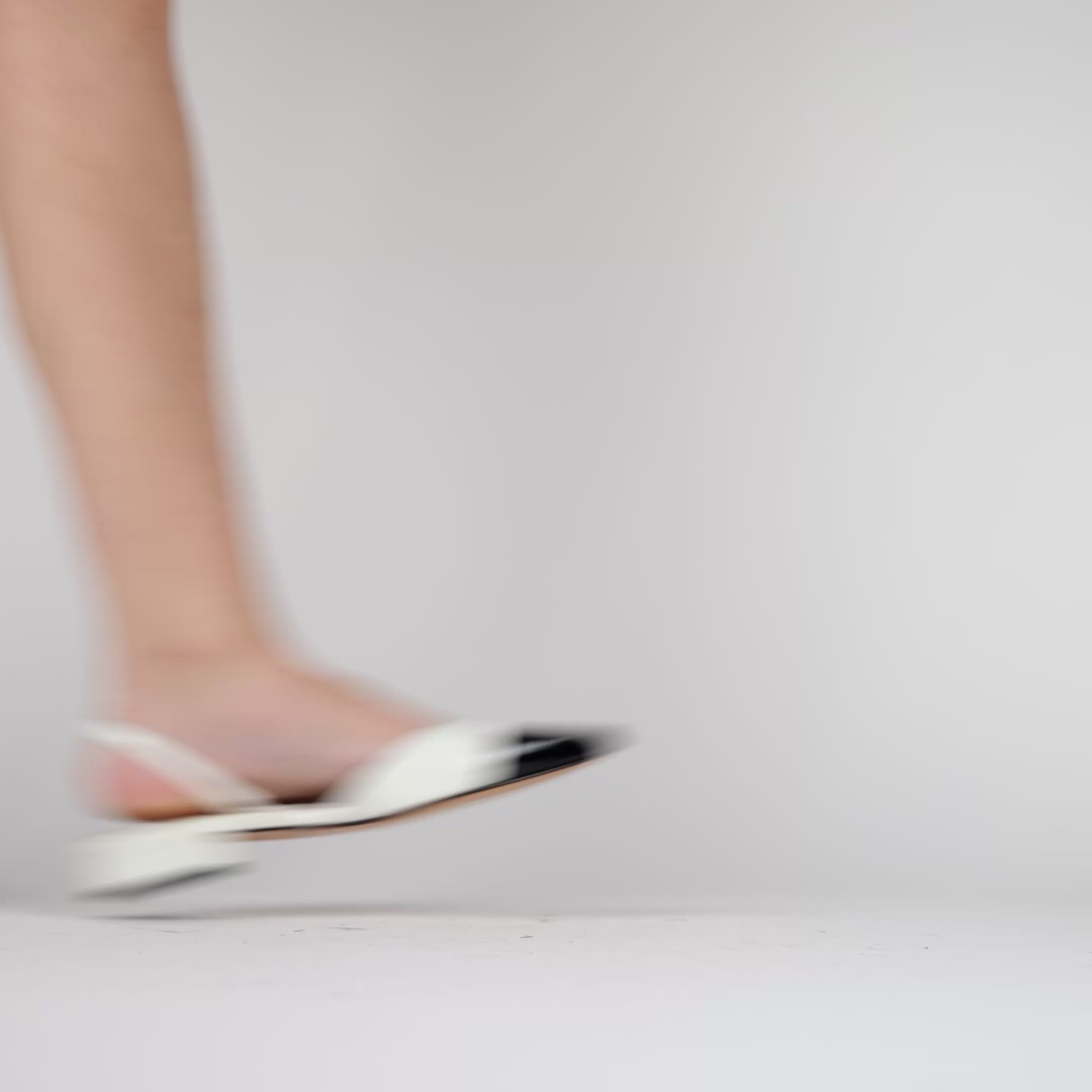 Slingback | 1722